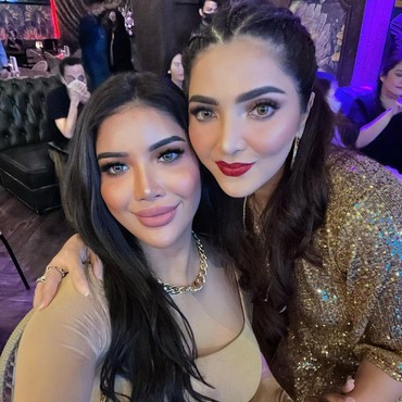 7 Potret Kedekatan Ashanty & Millendaru Sang Keponakan, Kompak bak Ibu-Anak