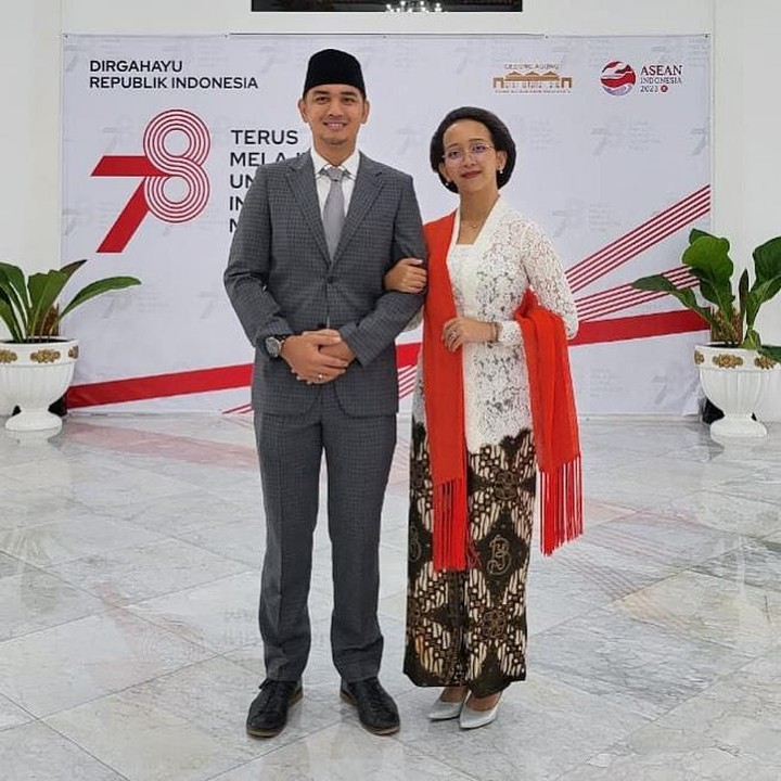 <p>Kehidupan putri keraton Yogyakarta, Gusti Kanjeng Ratu Bendara (GKR Bendara), jarang tersorot kamera. Putri bungsu Sri Sultan Hamengkubuwono X dan GKR Hemas ini sudah menikah dan memiliki dua anak, Bunda. (Foto: Instagram @gkrbendara)</p>