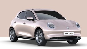 Pabrik Mercedes-Benz Wanaherang Produksi Mobil Listrik China 2024