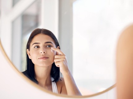 Tahapan Basic Skincare dan Rekomendasi Produk Terbaiknya