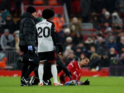 Kabar Buruk buat Liverpool: Joel Matip Cedera, Bisa Absen Lama