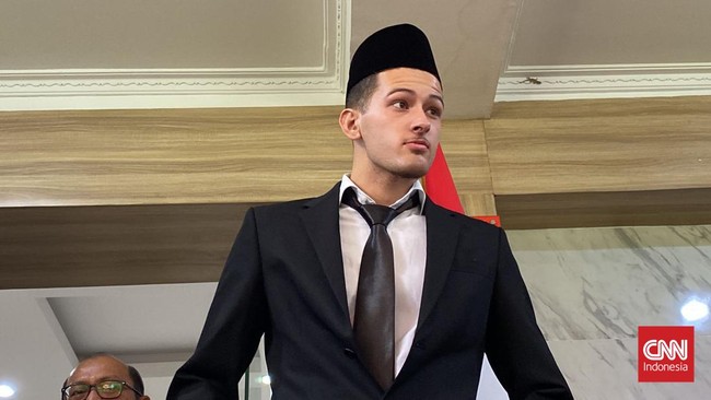 Justin Hubner buka suara soal alasan di balik motifnya jadi Warga Negara Indonesia (WNI) dibandingkan terus memegang kewarganegaraan Belanda.