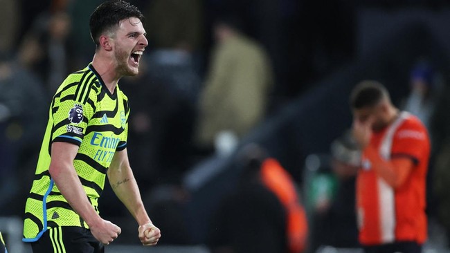 Declan Rice mengaku siap begadang menonton ulang gol yang ia cetak ke gawang Luton Town pada lanjutan Liga Inggris, Rabu (6/12) dini hari WIB.