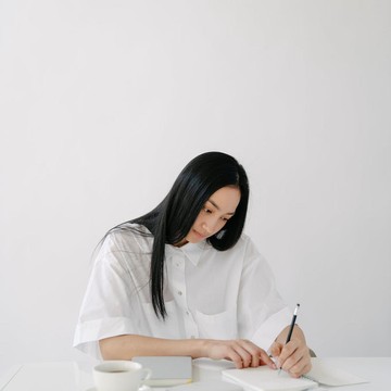 5 Resolusi Tahun Baru untuk Introvert yang Bantu Dukung Perkembangan Diri