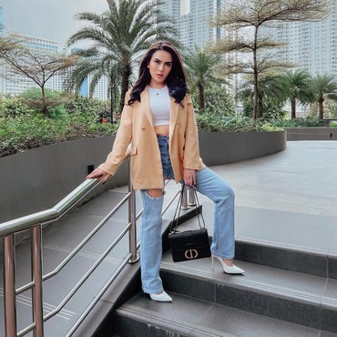 Profil & Agama Anggita Sari Mantan Pacar Freddy Budiman yang Kini Nikah Lagi