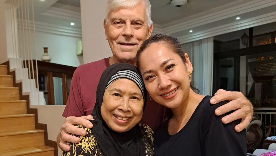 Rumah Orangtua Alm Ashraf di Malaysia