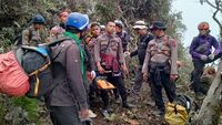 Kisah Frengki, Korban Gunung Marapi Yang Keluarkan Aroma Wangi Dari ...