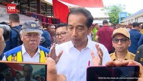VIDEO: Jokowi Senang Harga Cabai di NTT Lebih Murah Dibanding di Jawa