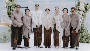 img-title 7 Momen Kedekatan BCL dengan Mertua & Keluarga Tiko Aryawardhana Sang Suami