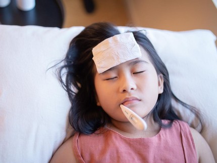 Cara Bedakan Flu Biasa dan Pneumonia pada Anak, Bunda Perlu Tahu