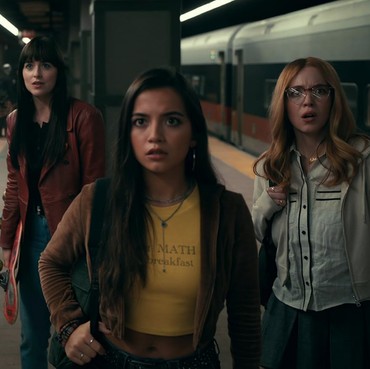 Sinopsis 'Madame Web' Film Dakota Johnson Pacar Chris Martin yang Tayang di Bioskop