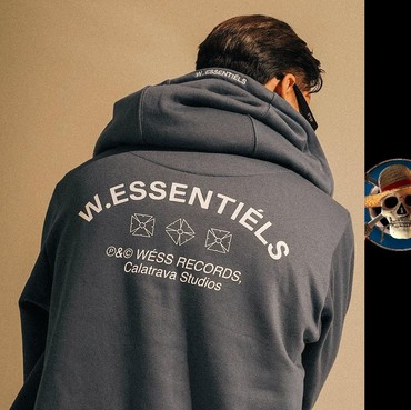 W.Essentiels & One Piece Luncurkan Kolaborasi Spesial di Shopee 12.12 Birthday Sale