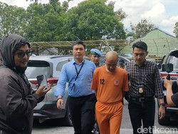 Tipu 22 Jemaah Umrah, Pria Garut Pakai Duit untuk Liburan ke Malaysia