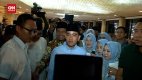 VIDEO:Absen Diskusi Cawapres, Gibran Hadiri Deklarasi Dukungan Perdana