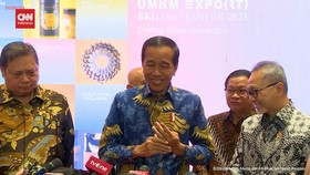 VIDEO: Jokowi Bantah Kunkernya Buntuti Lokasi Kampanye Ganjar