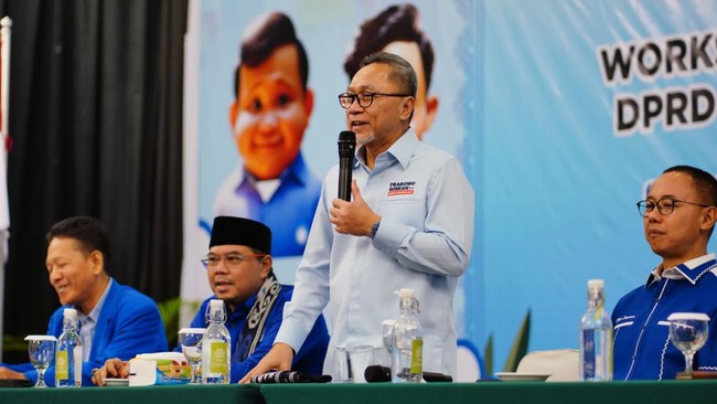Ketua Umum PAN, Zulkifli Hasan, optimis PAN dapat memenangkan Pemilu 2024 di Kalimatan Timur yang ia ramal akan menjadi pusat dari Indonesia.