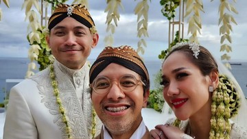 MAKNA BUSANA PERNIKAHAN TIKO ARYAWARDHANA