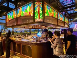 Di Bar Mewah Ini Bisa Nikmati 12 Cocktail dengan Panorama Cantik Jakarta