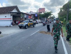 Tragis! Pelajar Blitar Tewas Terlindas Truk Setelah Motornya Disepak Kuda
