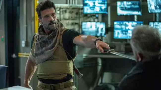Bioskop Trans TV malam ini, Sabtu (9/12), akan menayangkan Boss Level (2020) untuk pertama kali pada pukul 21.30 WIB.