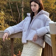 Memasuki Musim Dingin, Intip 6 Gaya Selebriti Korea dalam Balutan Jaket Winter Jumper