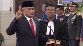 Jokowi Lantik Marthinus Hukom Jadi Kepala BNN Pengganti Petrus Golose