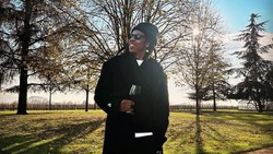 Lirik Lagu Song Cry - Jay-Z