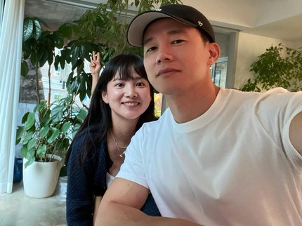 7 Potret Kim Moo Yeol, Sersan Kim Yeong Hu di Drakor Sweet Home 2 yang Sudah Nikah & Baru Jadi Ayah