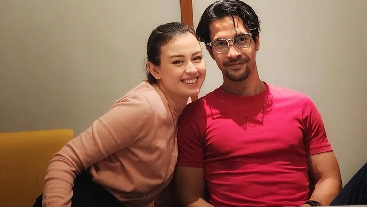 Kimberly Rider dan Edward Akbar