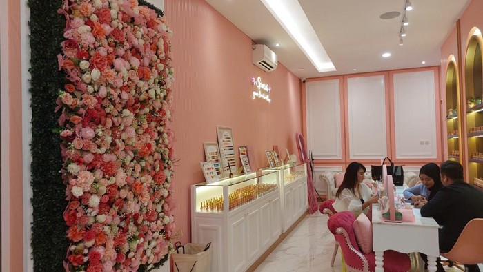 Resmi Diluncurkan, Sparkling Beaute Siap Beri Pengalaman Self Care Premium untuk Perawatan Mata hingga Kuku!