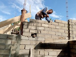 Pemerintah Bakal Renovasi 2 Juta Rumah di Desa Tahun Depan