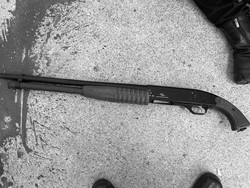 Gadis 14 Tahun Bawa Shotgun ke Sekolah dan Tembaki Temannya di Rusia