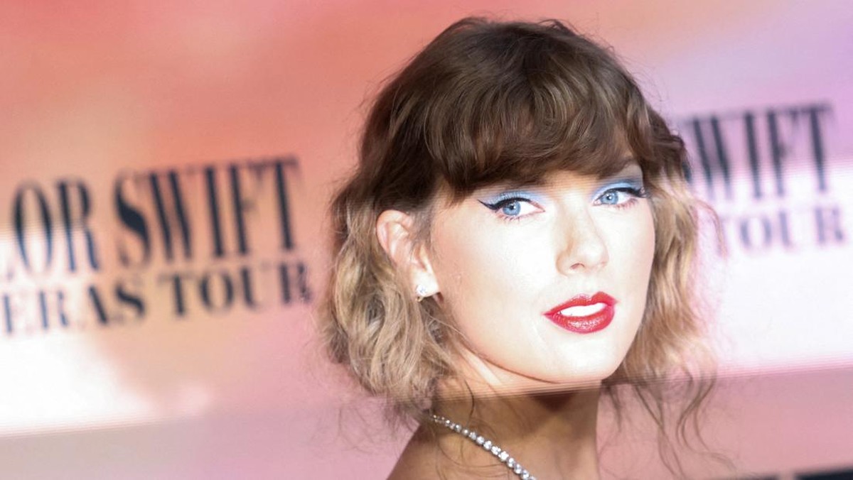FOTO: Taylor Swift Dinobatkan TIME sebagai Person of the Year 2023