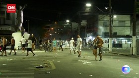 VIDEO:Kota Santos Rusuh Akibat Santos FC Turun Ke Divisi B Liga Brazil