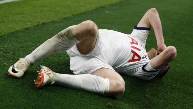 Tottenham Hotspur menelan kekalahan dari West Ham United dan duel itu jadi penutup laga pekan ke-15. Berikut klasemen Liga Inggris pekan ke-15.