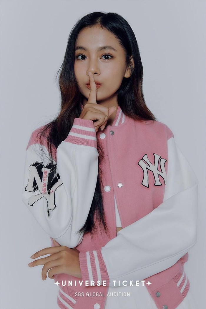 Vanesya sukses menjadi bahan perbincangan netizen Indonesia dalam partisipasinya di program survival show asal Korea yaitu 'Universe Ticket' yang mulai mengudara pada (18/11) kemarin, Beauties./ Foto: instagram.com/sbs_universeticket_official