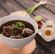5 Makanan Asli Indonesia yang Sukses Mendunia, Ada Kesukaan Beauties?