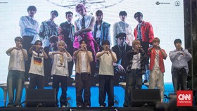 FOTO: Melihat NCT127 'Fact Check' Face To Face Album Sign Event