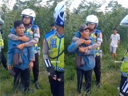 Pria yang Teriak saat Razia di Sumsel Ternyata Bawa Samurai-Tak Pakai Helm