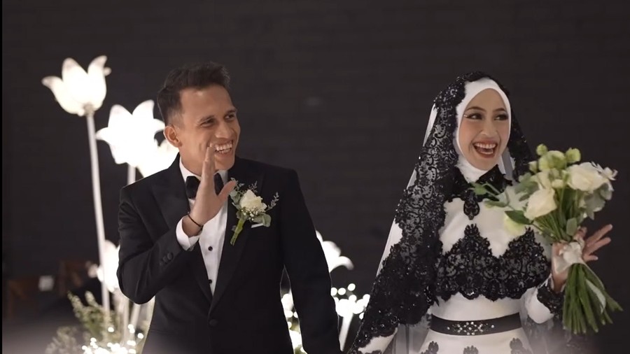 Adiba Khanza dan Egy Maulana Adiba Khanza dan Egy Maulana