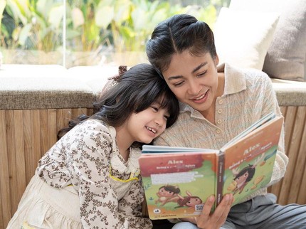 7 Potret Sigi Wimala, Kini Sibuk Urus Anak dan Tulis Buku yang Terinspirasi dari Anak-anaknya