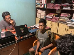 Cerita Black Dibangunkan Polisi Usai Bunuh Bos Roti Maros dan Anaknya