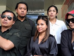 Ayu Soraya Datangi Polda Metro Jaya, Bantah Sebar Konten Asusila