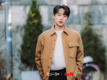 img-title Bae In Hyuk Diminta untuk Bintangi Drama Romantis Baru