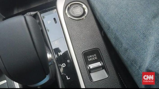 Fitur drive mode Mitsubishi Xforce diklaim sangat membantu aktivitas mengemudi dan meningkatkan keselamatan berkendara.