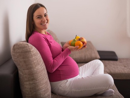 15 Manfaat Buah Pir untuk Ibu Hamil & Cara Mengolahnya, Bantu Perkembangan Otak Janin