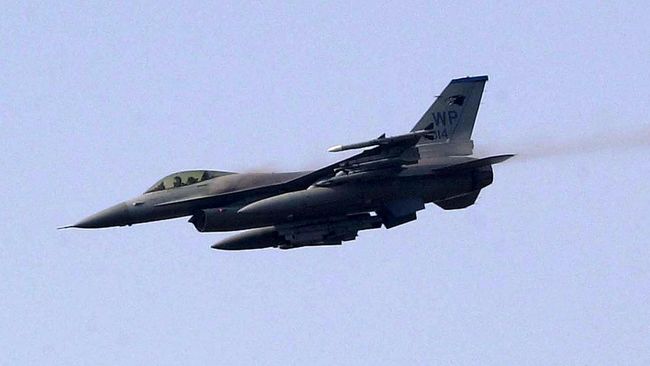 Jet Tempur F-16 AS Tiba di Timur Tengah, Bantu Israel Serang Iran?