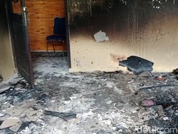 Kantor Camat Banyuputih Batang Terbakar Misterius, Ruangan Acak-acakan!