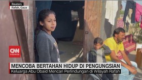 VIDEO: Mencoba Bertahan Hidup di Pengungsian