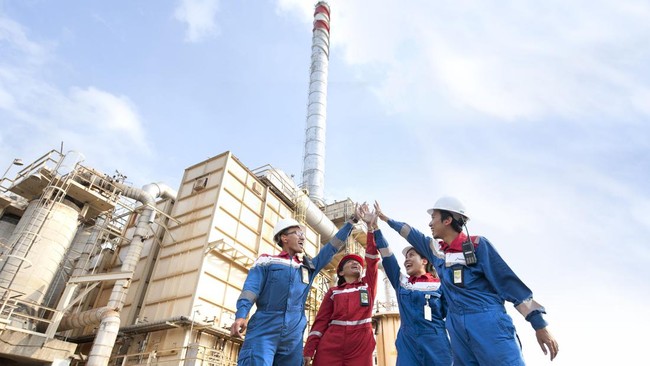 Pertamina berperan dalam menjaga ketahanan energi nasional sekaligus menjadi pemimpin dalam transisi energi, guna mendukung pencapaian target net zero emission.